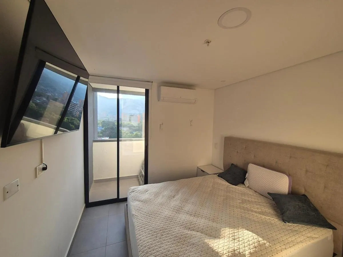 Laureles 11Th Floor, Jacuzzi And Ac Apartment Medellin